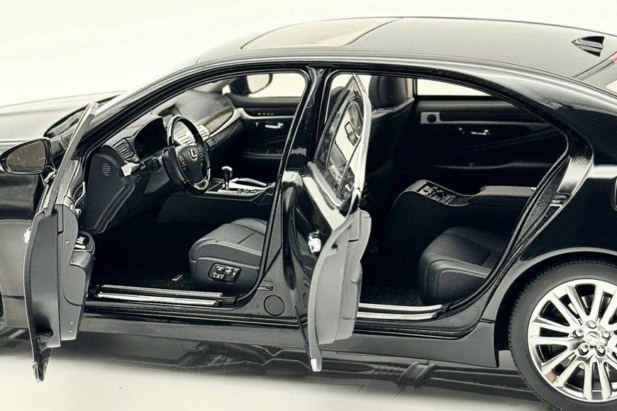 Lexus LS600hL 2013 78842 фото