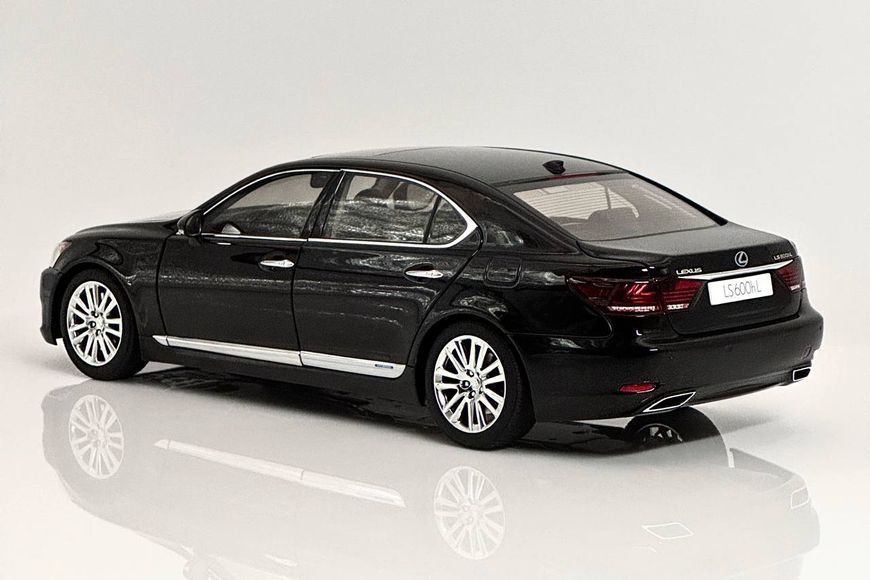 Lexus LS600hL 2013 78842 фото