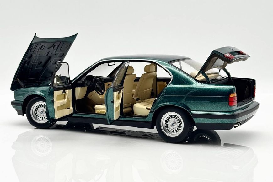BMW 535i (E34) 1988 113024003 фото