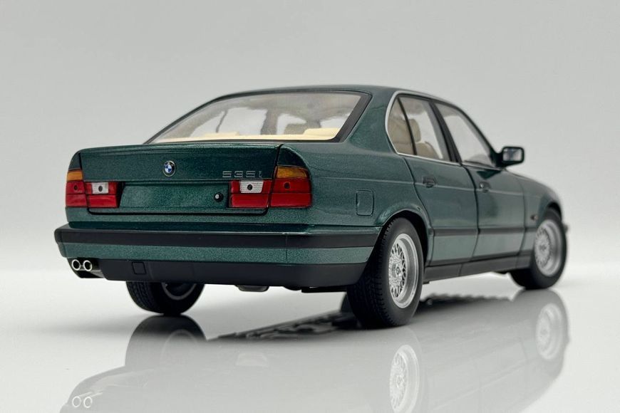 BMW 535i (E34) 1988 113024003 фото