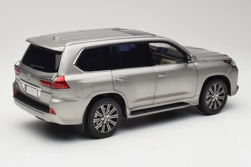 Lexus LX570 2018 08955T фото