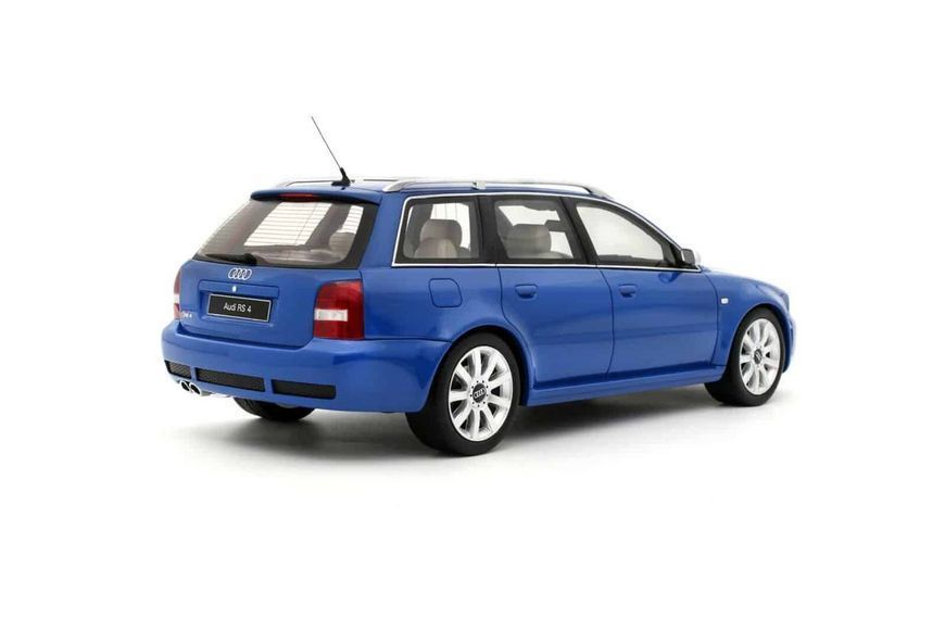 Audi RS4 Avant (B5) 2000 OT1272 фото