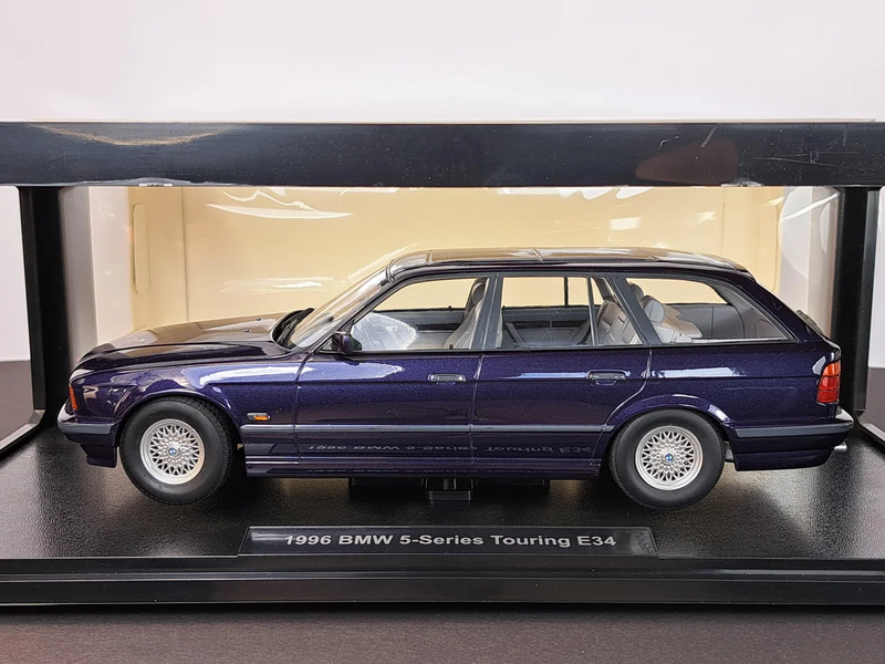 BMW 5 Series (E34) Touring 1996 T9-1800403 фото