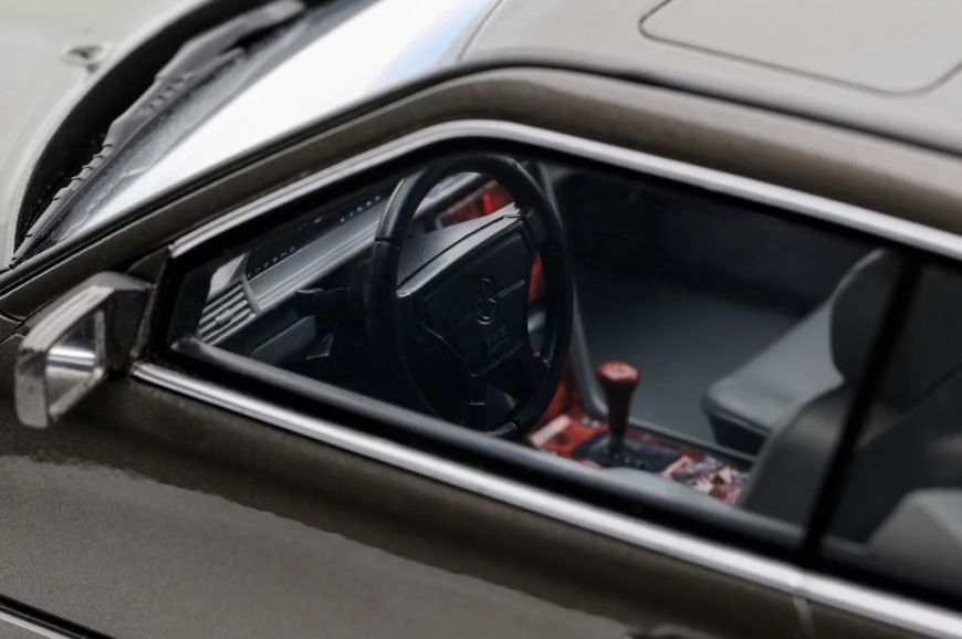 Mercedes-Benz C124 AMG Stance OT1241 фото