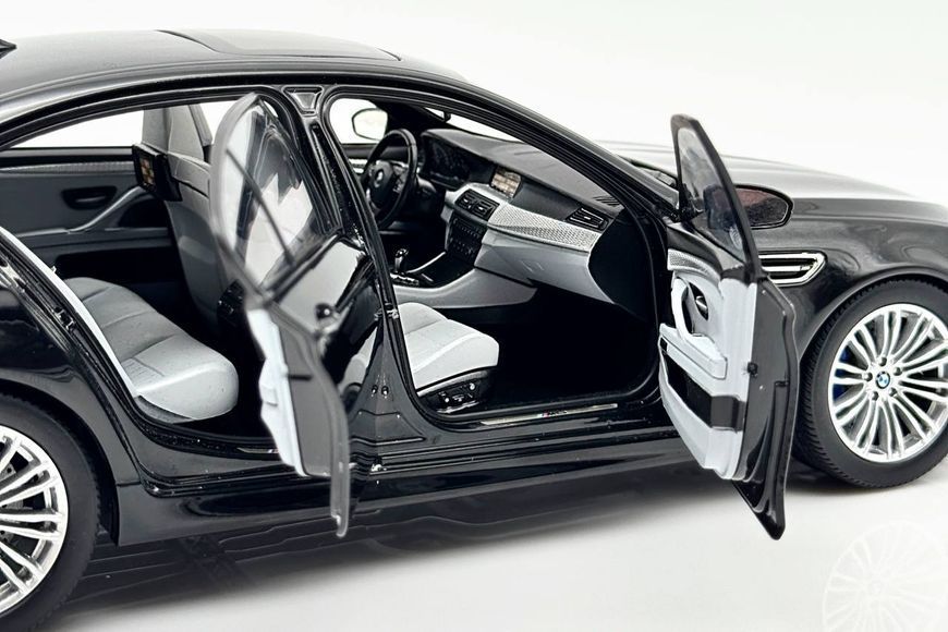 BMW M5 (F10) 2011 PA97015 фото