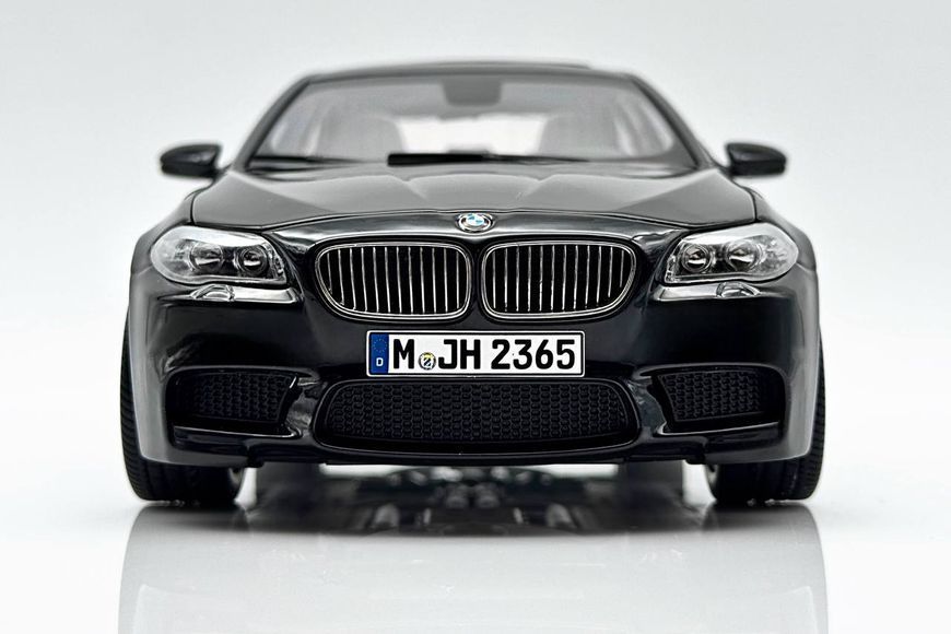 BMW M5 (F10) 2011 PA97015 фото