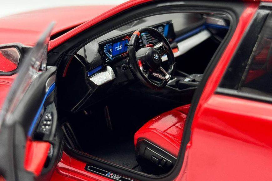 BMW M5 (G90) 2025 S1814702 фото