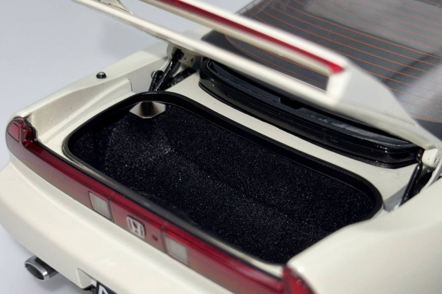 Honda NSX (NA1) 1992 LCD18022-WH фото