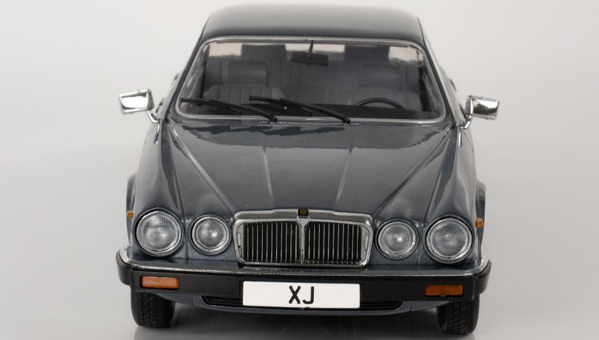 Jaguar XJ-6 (Series III) 1979 MCG 18177 фото