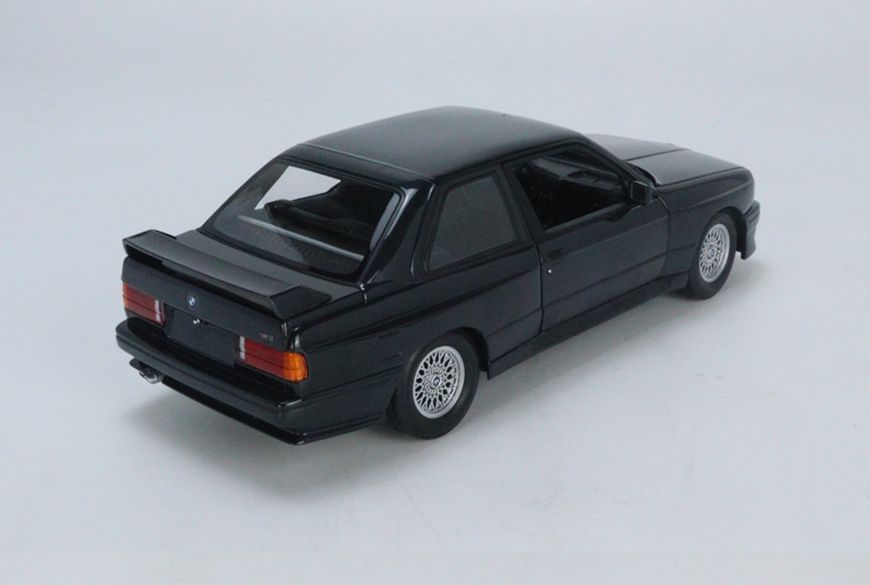 BMW M3 (E30) 1989 180020308 фото