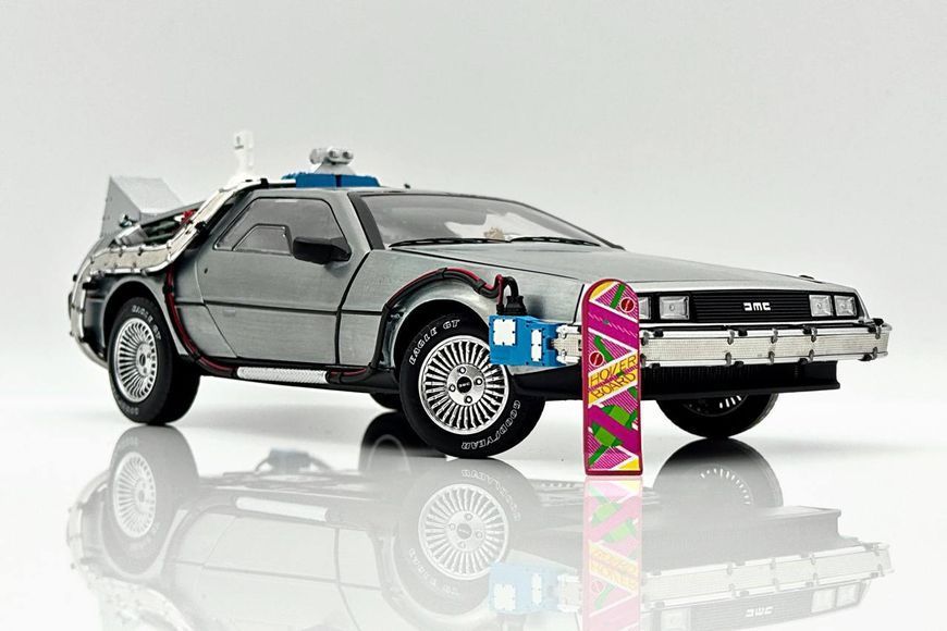 DMC DeLorean 1989 модель з фільму &laquo;Назад у майбутнє&raquo; HWE856125 фото