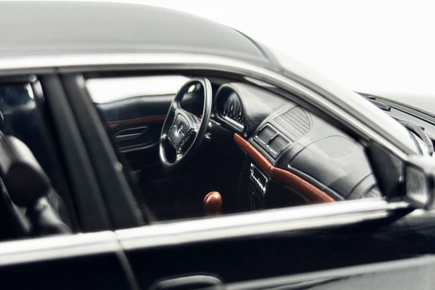 BMW 740i (E38) 1994 KKDC180366 фото