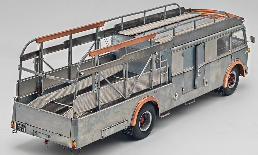 Ferrari Renntransporter Typ Fiat 642 RN2 Bartoletti, 1957, Clear Finish M-271 фото