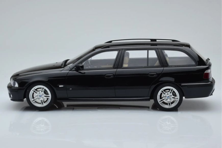 BMW 540i (E39) Touring M-Pack 2001 OT1013 фото