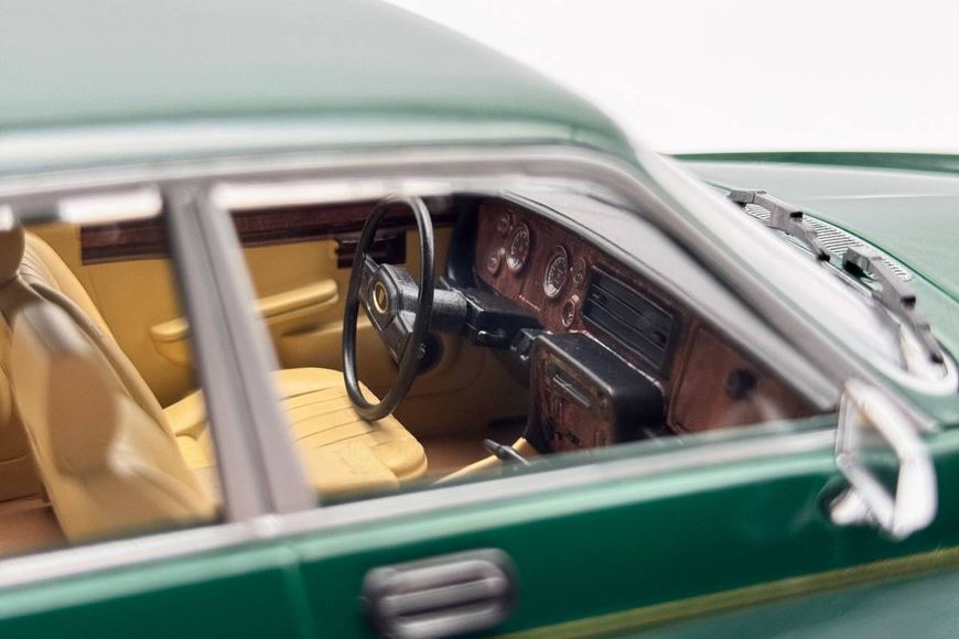 Jaguar XJ-6 (Series III) 1979 MCG18175 фото