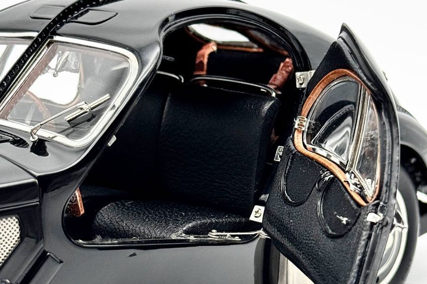 Bugatti Typ 57 SC Atlantic black M-085 фото