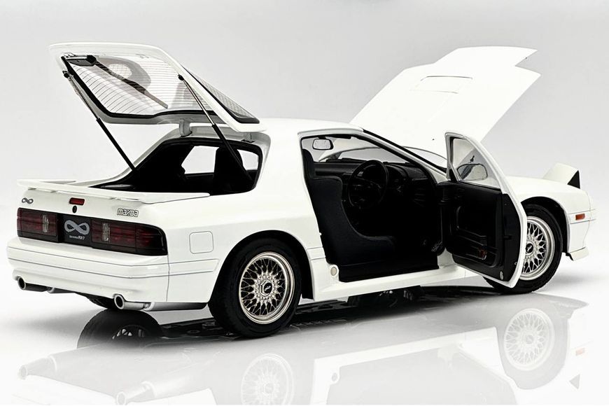 Mazda Savanna RX-7 (FC3S) 1990 W18-04-02 фото