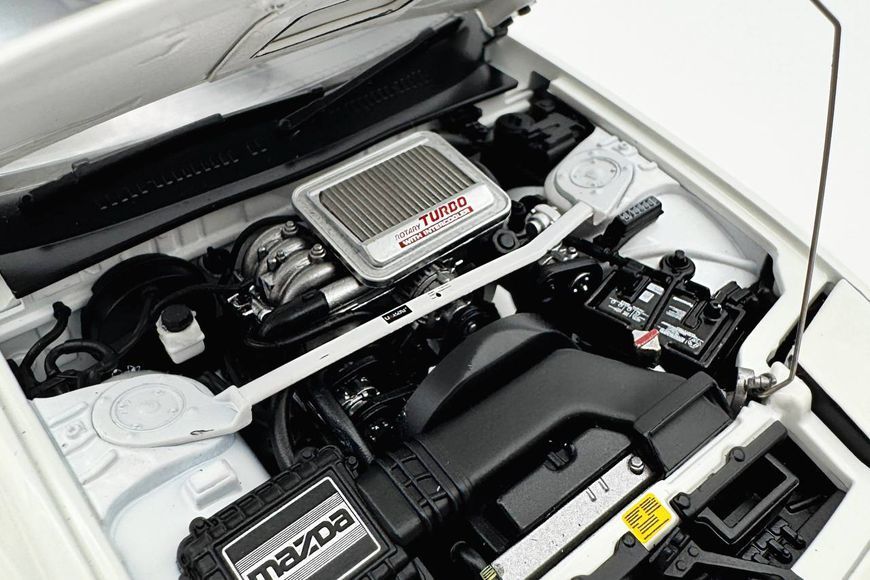 Mazda Savanna RX-7 (FC3S) 1990 W18-04-02 фото