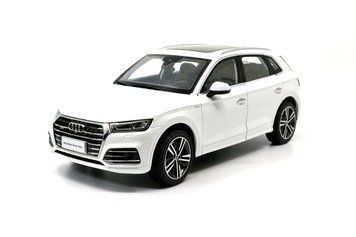 Audi Q5L 2018 PAQ5LW фото