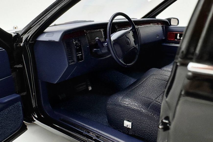 Cadillac Fleetwood Brougham 1993 XGNGFLTWD02 фото
