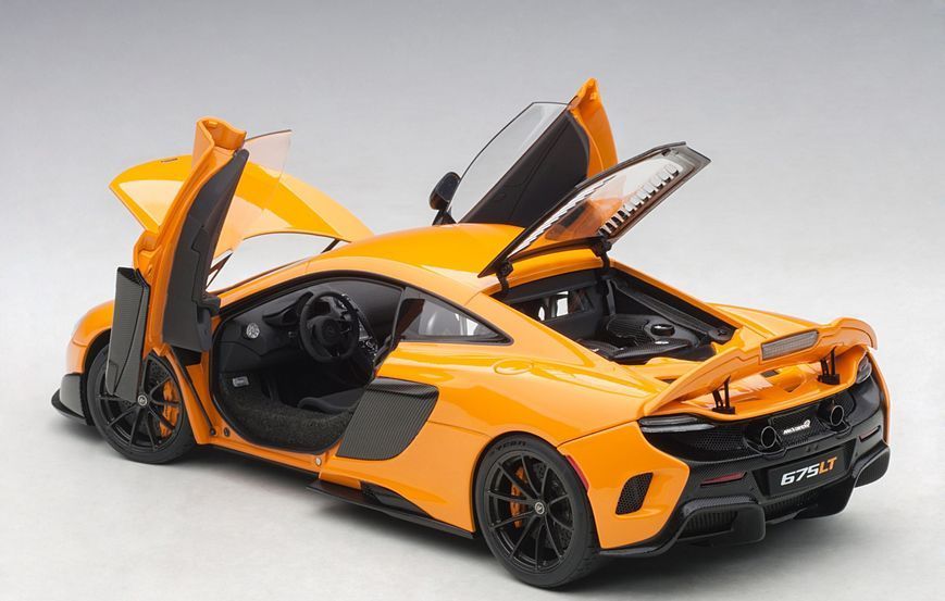 McLaren 675LT 2016 76048 фото