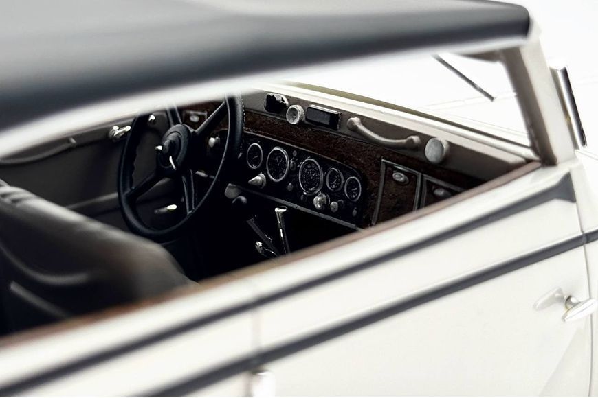 Maybach DS8 Stromlinien-Cabriolet Spohn 1934 CMF18095 фото