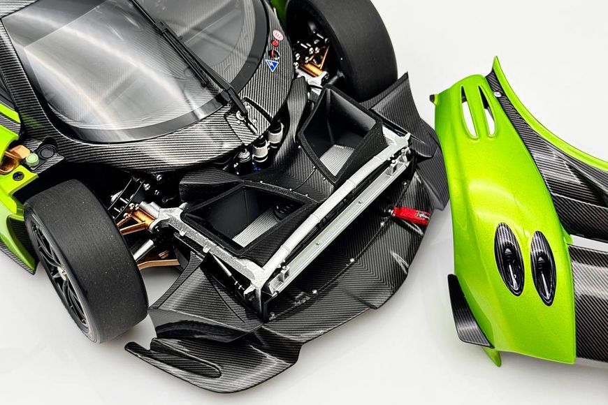 Pagani Huayra R 2021 18012-GR фото