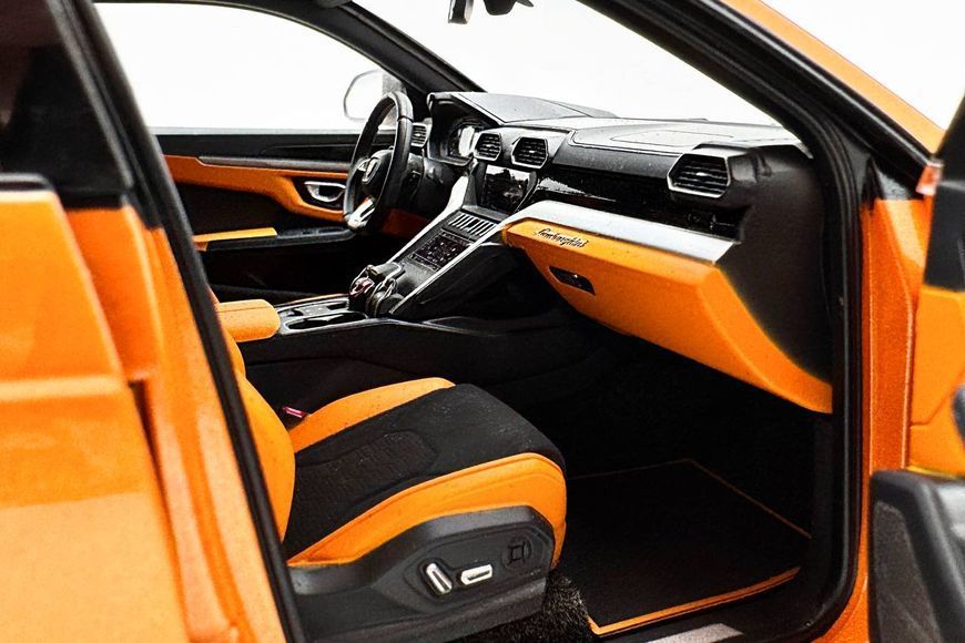 Lamborghini Urus 2018 79160 фото