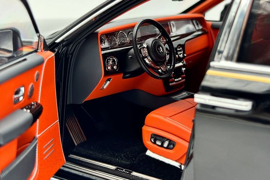 Rolls-Royce Phantom VIII EWB 2019 KFPH8BWG фото