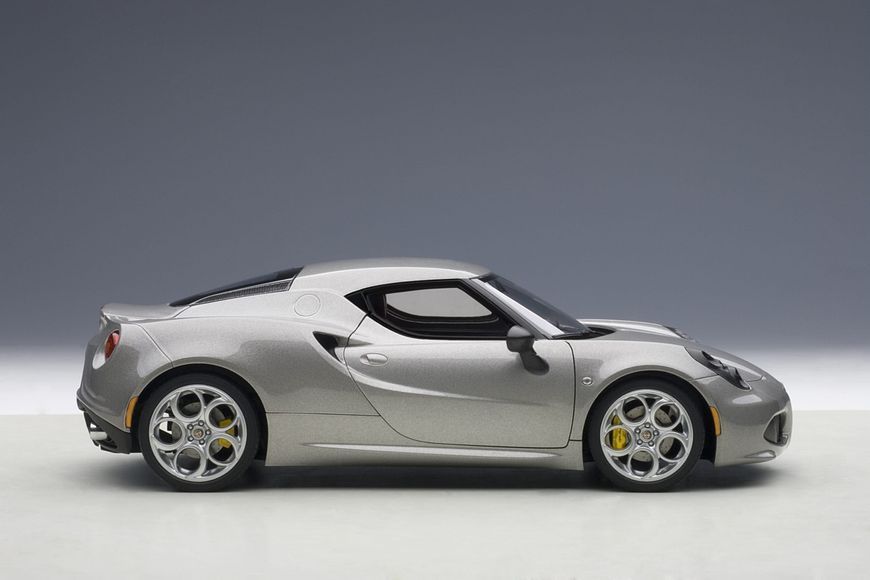 Alfa Romeo 4C 2013 70187 фото
