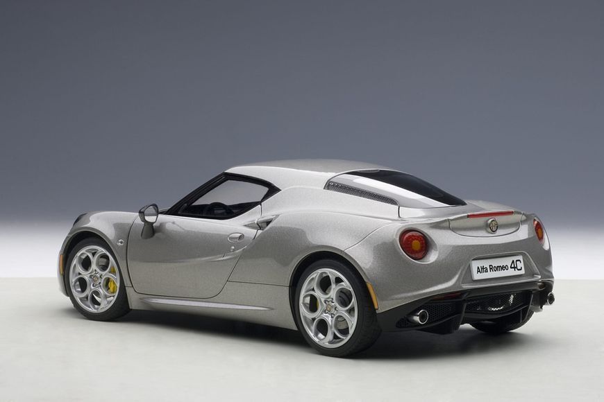 Alfa Romeo 4C 2013 70187 фото